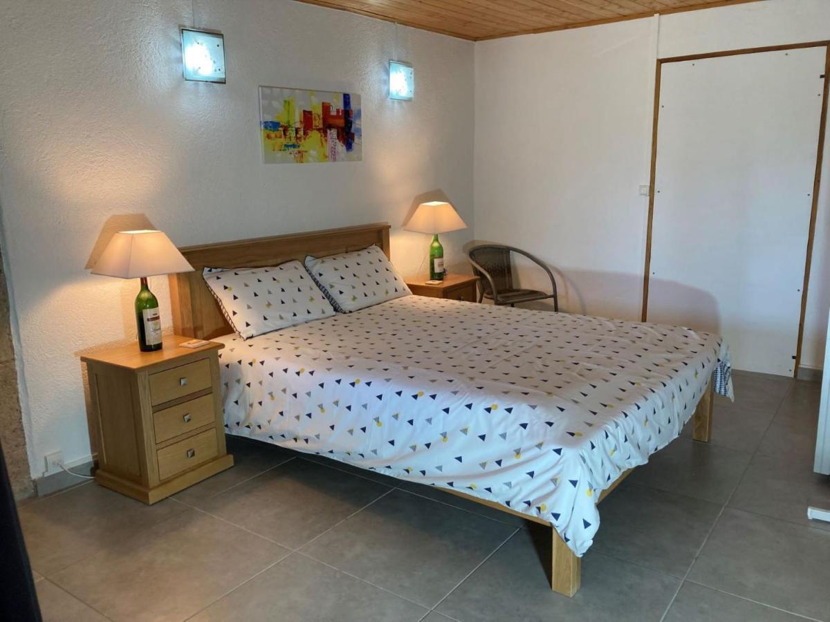 Mas De La Giralde - B&B Payzac  Экстерьер фото